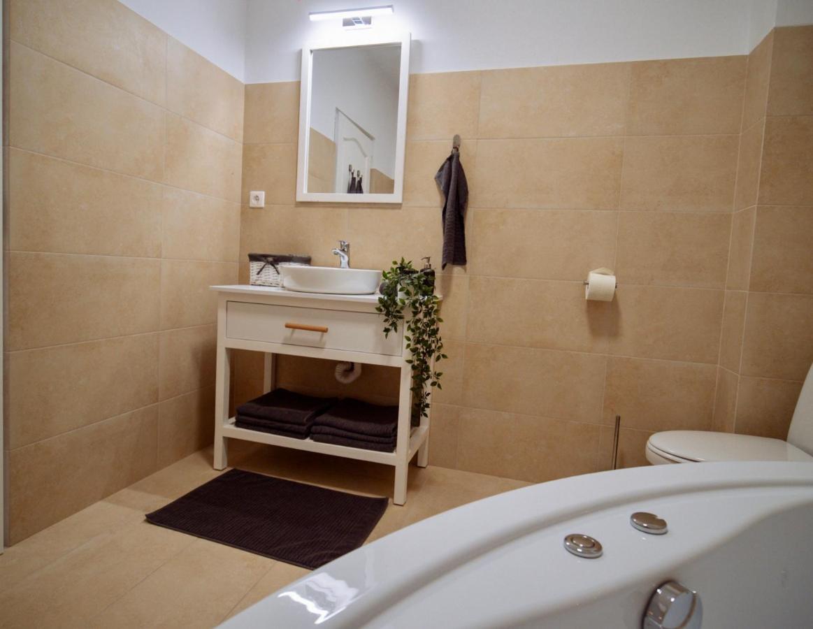 Zakarias Apartments Miercurea Ciuc Zewnętrze zdjęcie